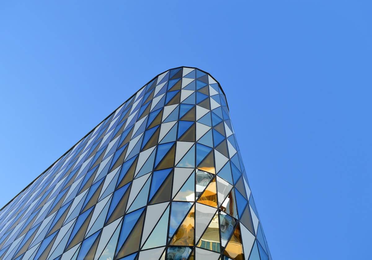 意甲：米兰财务报表公开，若不是赖因德斯高价转会曼城，俱乐部不可能盈利